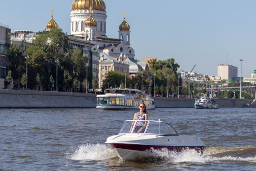 Почувствуй себя капитаном - аренда катера без капитана